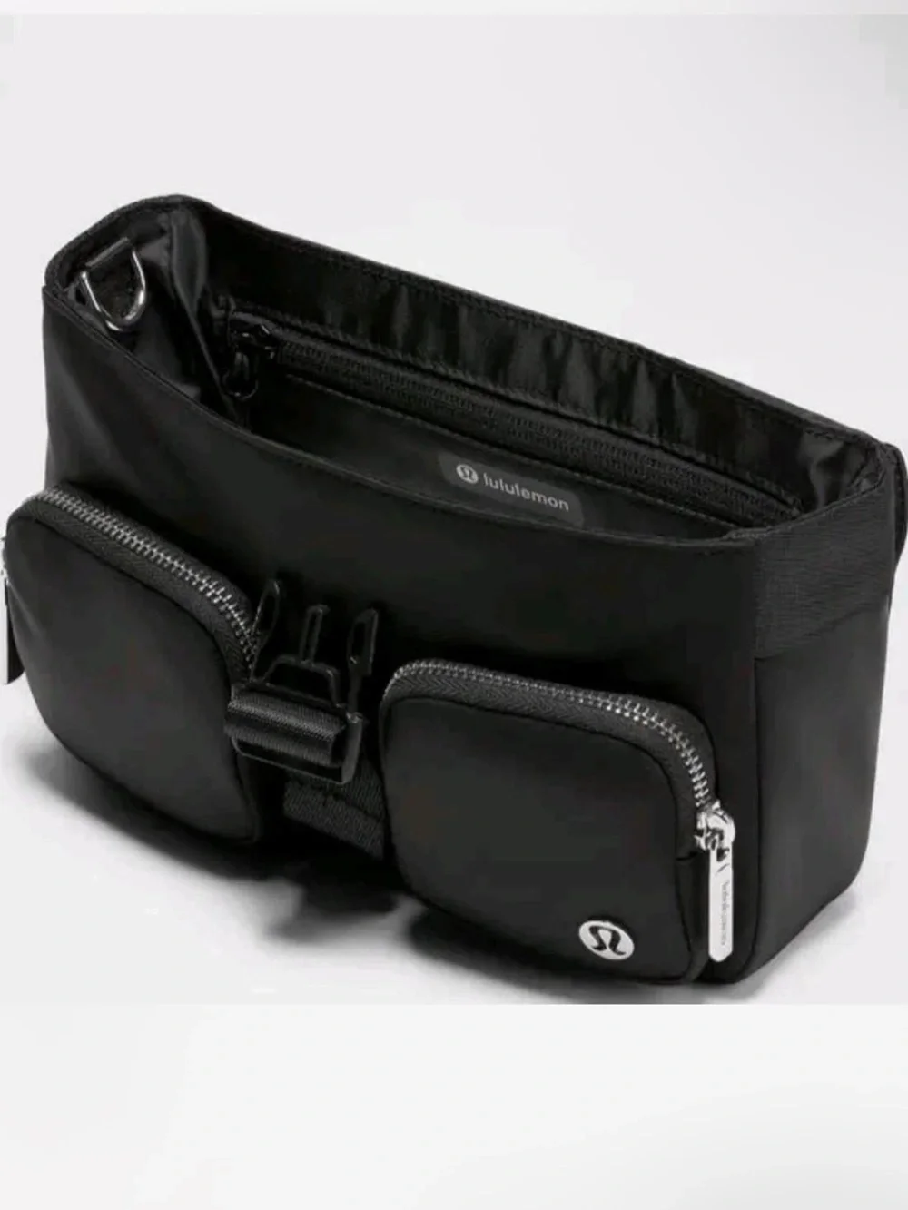 lululemon athletica Wonderlust Multi Pocket Crossbody Bag